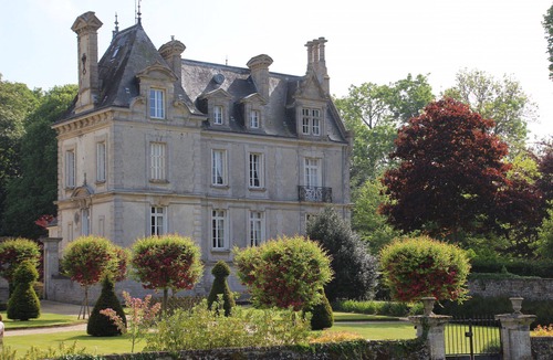 Mosles House | Château d'Argouges, Bayeux, Best D-Day Vacation Home with Heated Swimming Pool