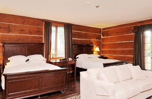 Fenelon Falls Hotel | Eganridge Resort, Golf Club & Spa