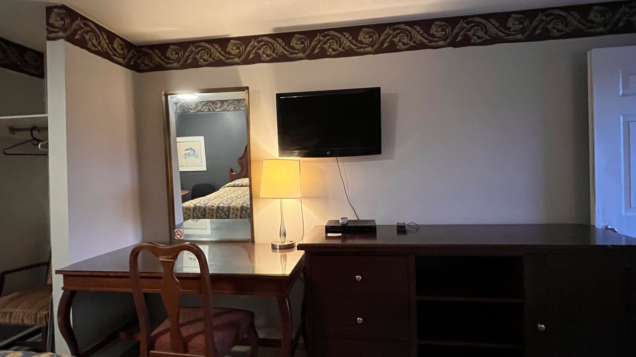 Photo of Bedroom in Fenelon Falls