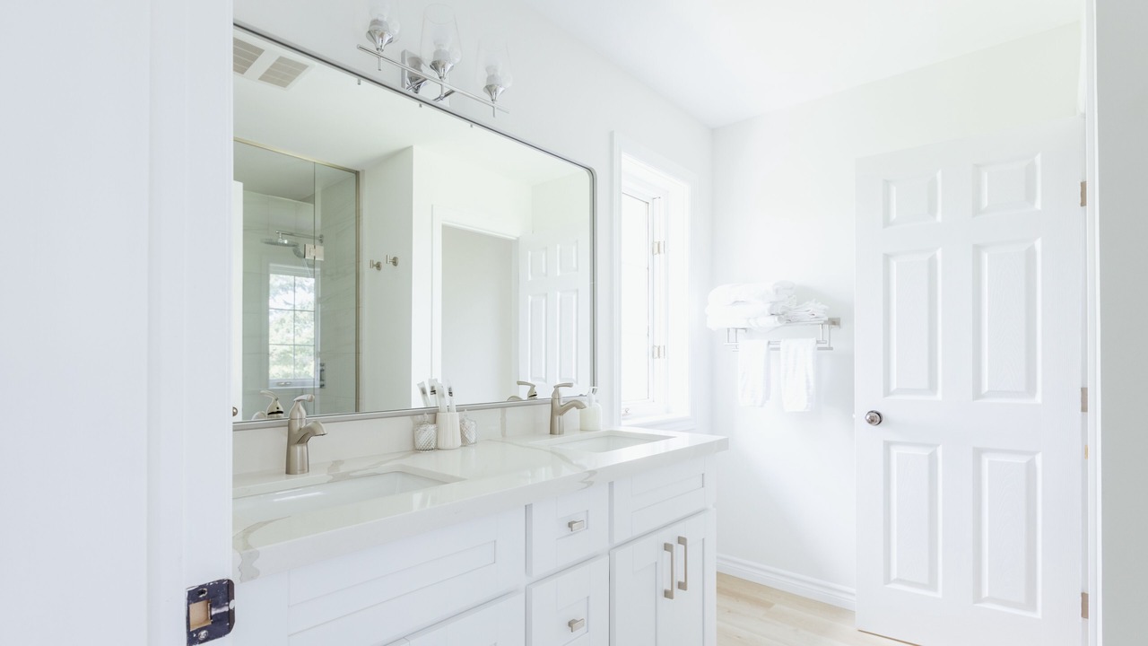 Photo of Bathroom in Kawartha Lakes